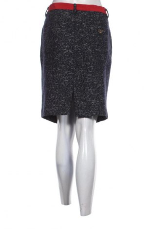 Пола Armani Jeans, Размер M, Цвят Многоцветен, Цена 123,17 лв.