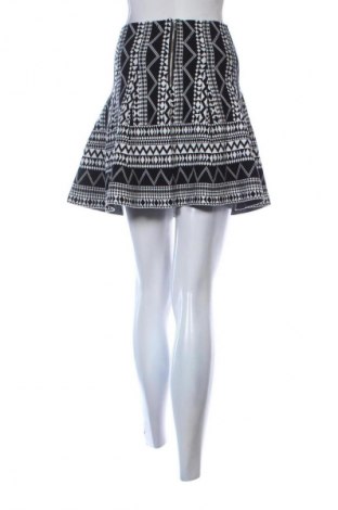 Пола Atmosphere, Размер M, Цвят Многоцветен, Цена 19,00 лв.