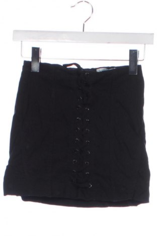 Szoknya Bershka, Méret XXS, Szín Fekete, Ár 3 828 Ft