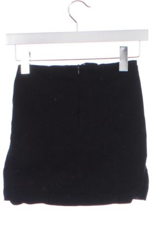 Szoknya Bershka, Méret XXS, Szín Fekete, Ár 3 828 Ft