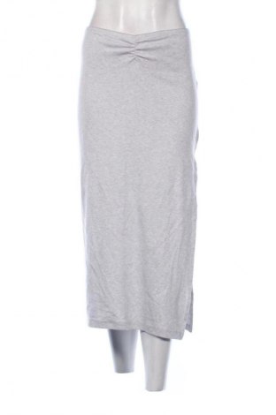 Sukně Bershka, Velikost L, Barva Šedá, Cena  457,00 Kč