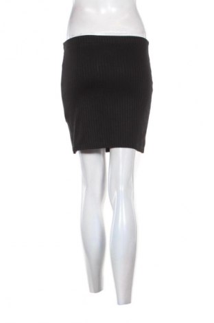 Sukně Boohoo, Velikost S, Barva Černá, Cena  241,00 Kč