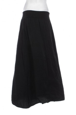 Пола Cartoon, Размер M, Цвят Черен, Цена 42,75 лв.