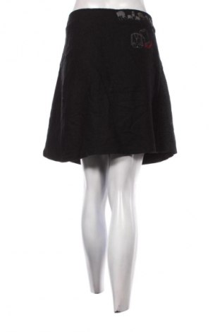 Пола Desigual, Размер L, Цвят Многоцветен, Цена 21,99 лв.