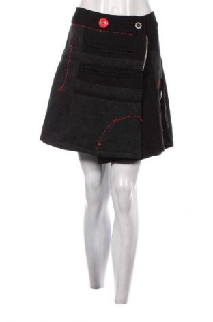 Пола Desigual, Размер L, Цвят Многоцветен, Цена 21,99 лв.