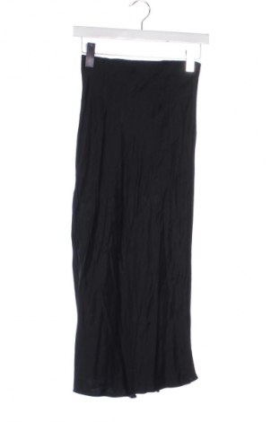 Пола Etam, Размер XS, Цвят Черен, Цена 41,04 лв.