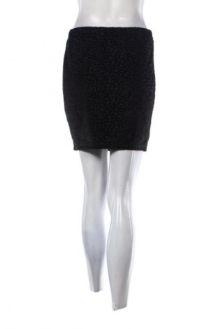 Spódnica Flame, Rozmiar S, Kolor Czarny, Cena 43,68 zł