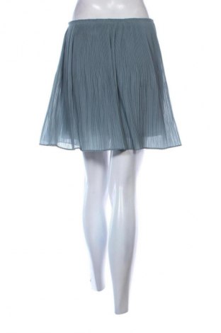 Пола H&M, Размер M, Цвят Зелен, Цена 19,04 лв.