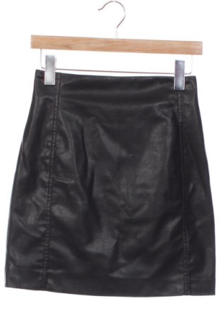 Пола H&M, Размер S, Цвят Черен, Цена 19,00 лв.