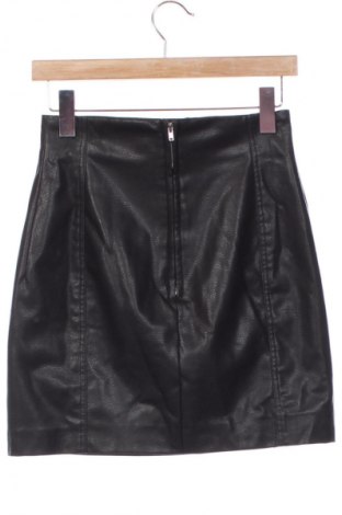 Пола H&M, Размер S, Цвят Черен, Цена 19,00 лв.