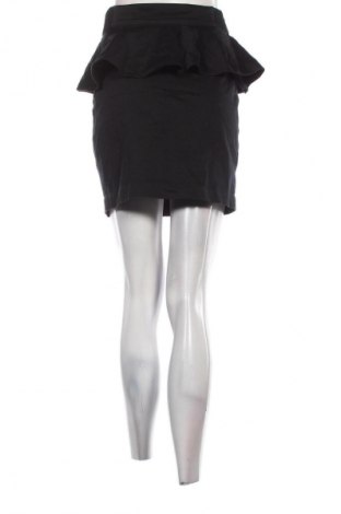 Пола H&M Divided, Размер S, Цвят Черен, Цена 16,99 лв.