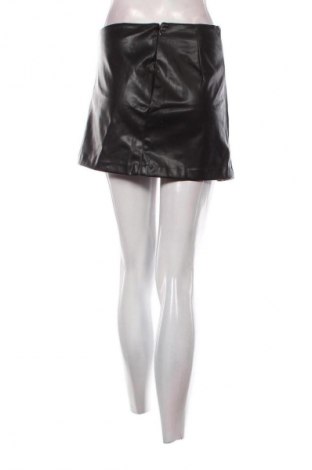 Пола H&M Divided, Размер S, Цвят Черен, Цена 19,00 лв.