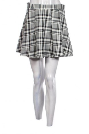 Пола H&M Divided, Размер M, Цвят Многоцветен, Цена 31,00 лв.