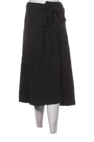 Spódnica Jc Sophie, Rozmiar M, Kolor Czarny, Cena 94,25 zł
