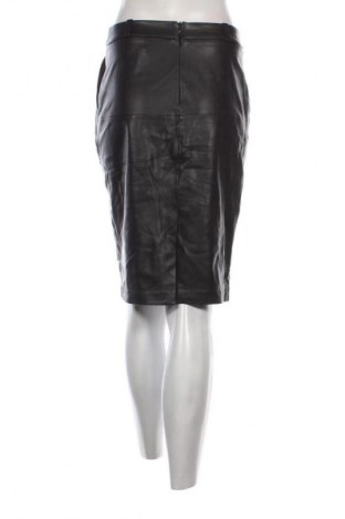 Пола Mango, Размер S, Цвят Черен, Цена 11,99 лв.