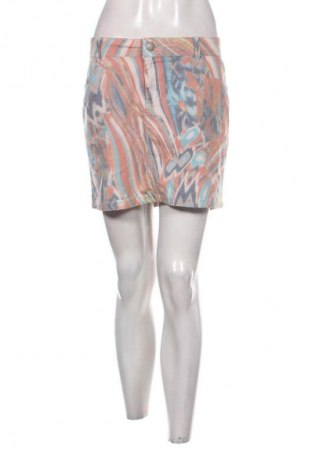 Пола Max, Размер XL, Цвят Многоцветен, Цена 29,00 лв.