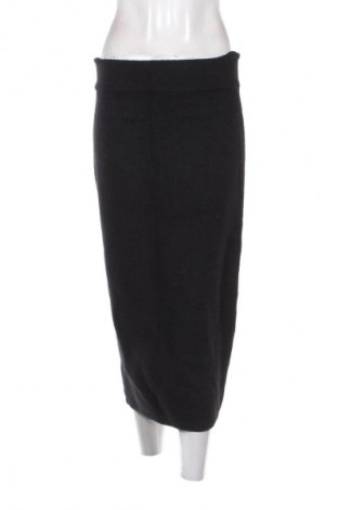 Пола Mohito, Размер S, Цвят Черен, Цена 23,46 лв.