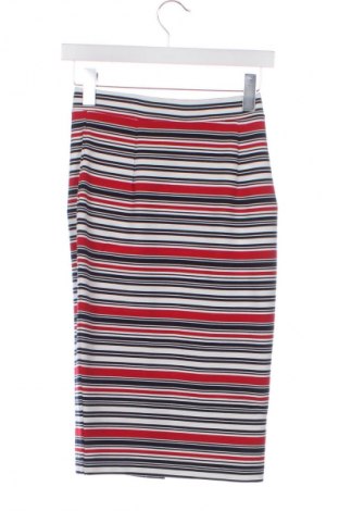 Пола Mohito, Размер XXS, Цвят Многоцветен, Цена 23,00 лв.