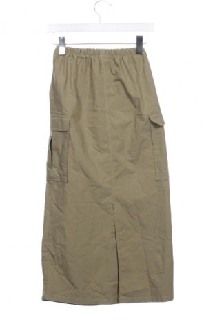 Spódnica Pull&Bear, Rozmiar XS, Kolor Zielony, Cena 41,99 zł