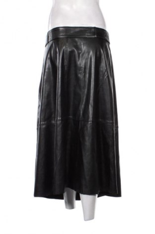 Пола Reserved, Размер XL, Цвят Черен, Цена 23,06 лв.