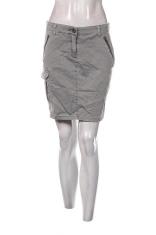 Пола S.Oliver, Размер M, Цвят Сив, Цена 13,99 лв.