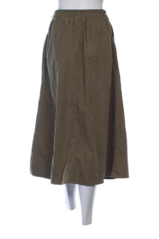 Пола SHEIN, Размер M, Цвят Зелен, Цена 23,00 лв.