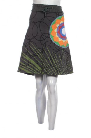 Пола Smash, Размер XL, Цвят Многоцветен, Цена 19,55 лв.