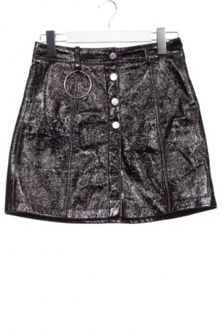 Пола Stradivarius, Размер XS, Цвят Черен, Цена 19,00 лв.