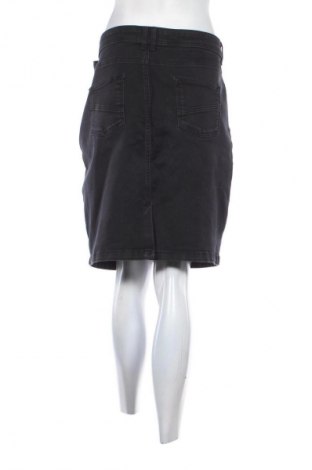 Szoknya Target, Méret XXL, Szín Fekete, Ár 5 800 Ft