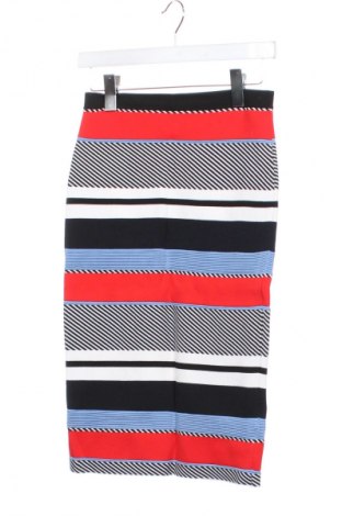 Пола Tommy Hilfiger, Размер XS, Цвят Многоцветен, Цена 88,92 лв.