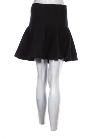 Пола Unbranded, Размер XL, Цвят Черен, Цена 19,14 лв.