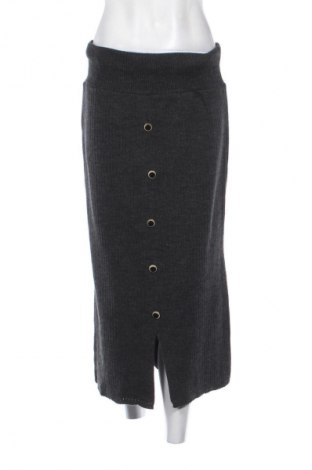 Пола Unbranded, Размер M, Цвят Сив, Цена 33,00 лв.