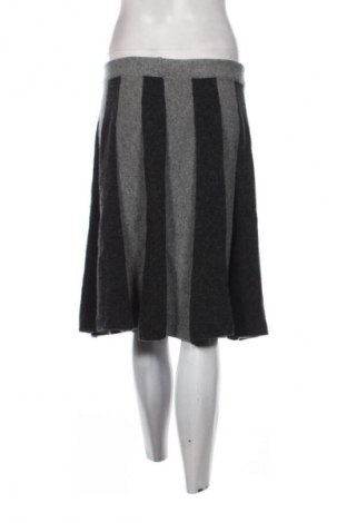 Sukňa United Colors Of Benetton, Veľkosť L, Farba Sivá, Cena  8,95 €