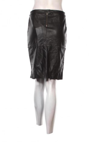 Sukně VILA, Velikost M, Barva Černá, Cena  199,00 Kč