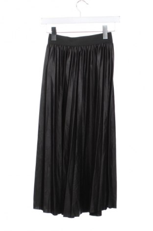 Rock VILA, Größe XXS, Farbe Schwarz, Preis € 18,99