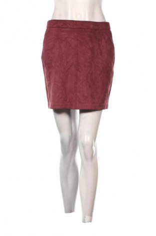 Пола Vero Moda, Размер M, Цвят Червен, Цена 11,99 лв.