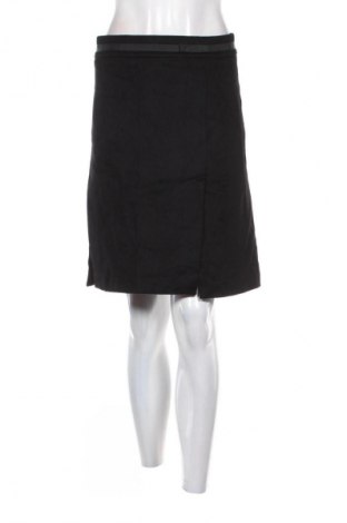 Пола Zara, Размер M, Цвят Черен, Цена 20,00 лв.