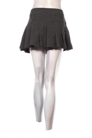 Пола Zara, Размер M, Цвят Черен, Цена 11,99 лв.