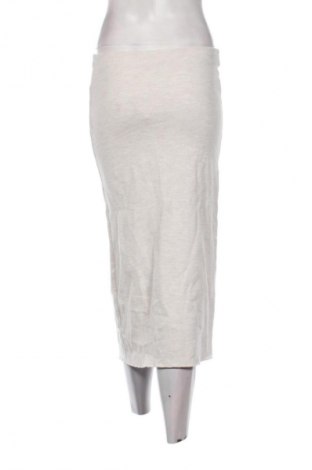 Пола Zara, Размер S, Цвят Бежов, Цена 28,99 лв.