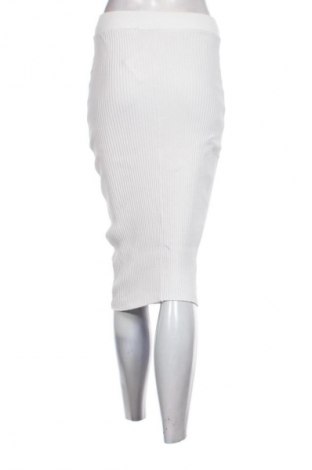 Пола Zara, Размер M, Цвят Бял, Цена 27,00 лв.