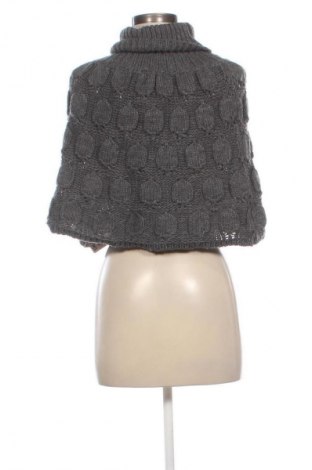 Poncsó Unbranded, Méret M, Szín Szürke, Ár 6 059 Ft