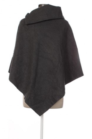 Poncsó Unbranded, Méret M, Szín Szürke, Ár 8 199 Ft