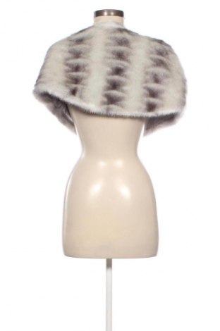 Пончо Unbranded, Размер M, Цвят Многоцветен, Цена 29,00 лв.