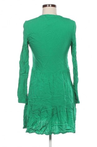 Šaty  Amisu, Veľkosť XS, Farba Zelená, Cena  10,95 €