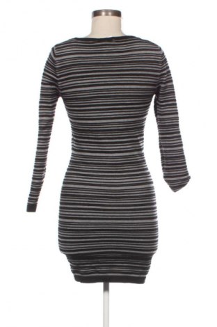 Ruha Amisu, Méret M, Szín Sokszínű, Ár 7 800 Ft