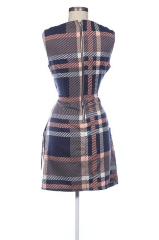 Рокля Apricot, Размер L, Цвят Многоцветен, Цена 54,74 лв.