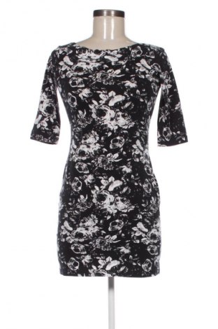 Kleid Atmosphere, Größe M, Farbe Mehrfarbig, Preis 19,95 €