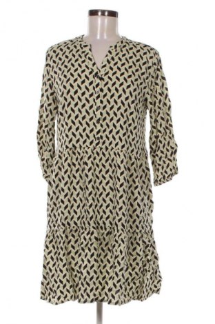 Šaty  B.Young, Velikost M, Barva Vícebarevné, Cena  369,00 Kč