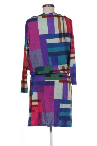 Ruha BIALCON, Méret M, Szín Sokszínű, Ár 9 570 Ft