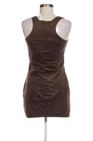 Рокля Bershka, Размер S, Цвят Кафяв, Цена 33,99 лв.